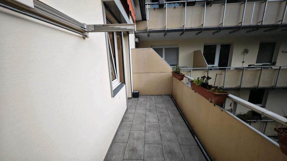 Etagenwohnung Mönchengladbach - 2 Zimmer, 75 m&sup2;, 700&euro; | Angebot:26677964