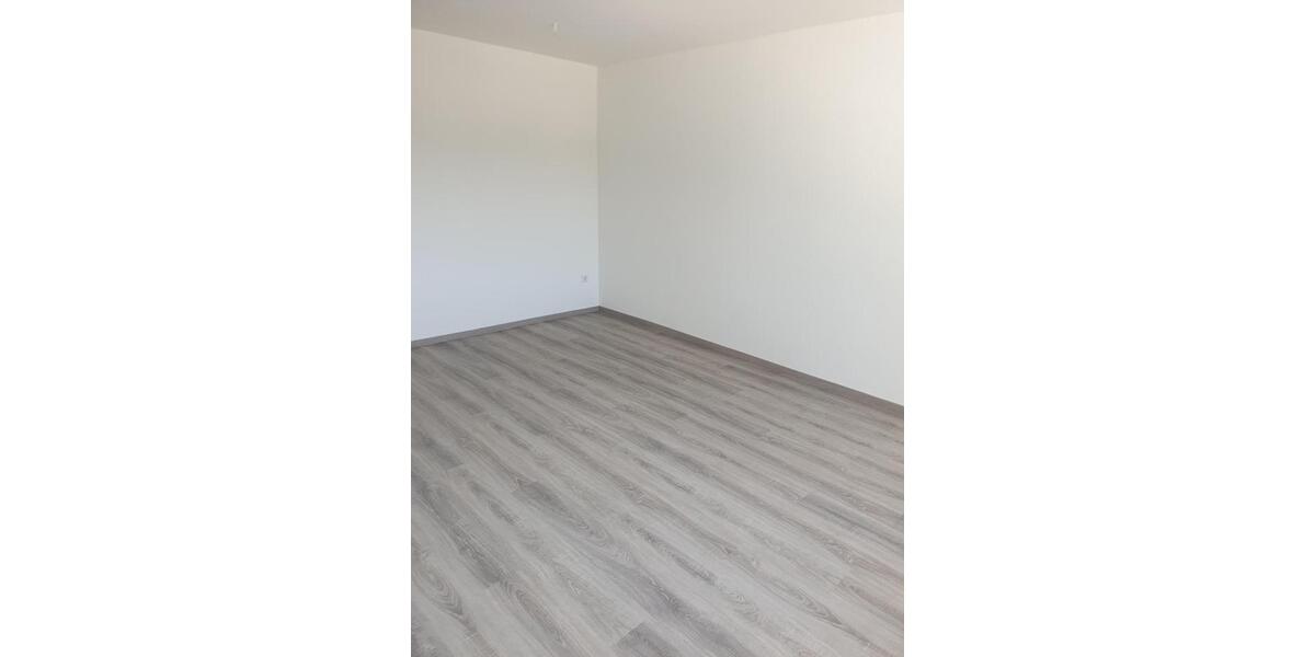 Etagenwohnung Krefeld - 3 Zimmer, 65 m&sup2;, 590&euro; | Angebot:25868117