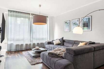 Zimmer Düsseldorf Stadtbezirk 2 - 3 Zimmer, 1.600&euro; | Angebot:24986088