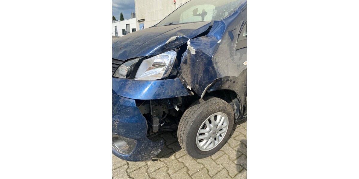 Nissan NV200 Evalia 203.662 km 4.500 &euro; Brüggen 41379