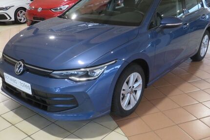 VW Golf 4.691 km 25.695 &euro; Neuss 41469