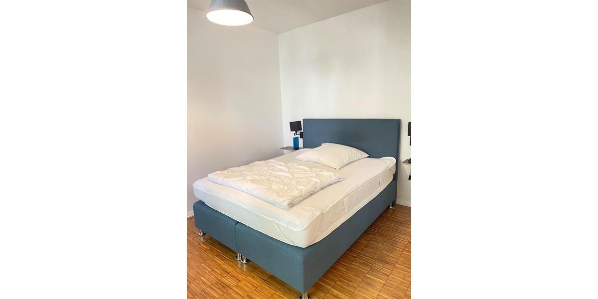 Erdgeschoßwohnung Düsseldorf Oberbilk - 1 Zimmer, 30 m&sup2;, 900&euro; | Angebot:26639553