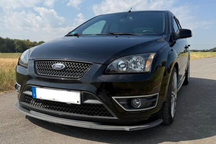 Ford Focus 161.685 km 8.500 &euro; Neukirchen-Vluyn 47506