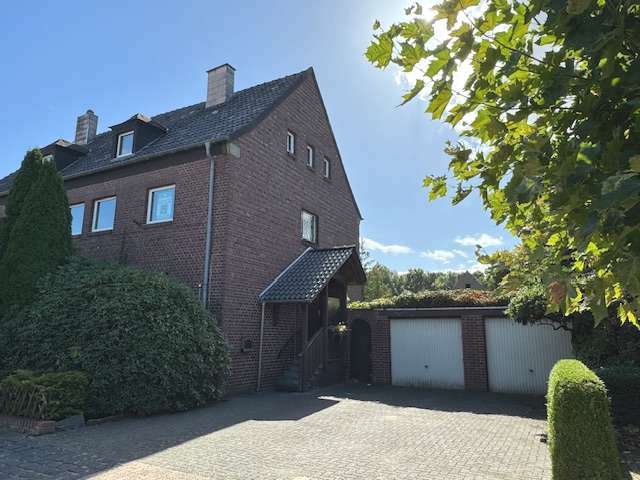 Einfamilienhaus Wegberg - 7 Zimmer, 158 m&sup2;, 275.000&euro; | Angebot:23652018