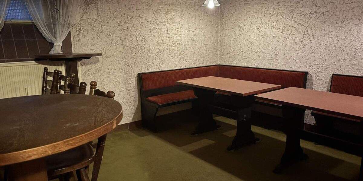 Mehrfamilienhaus, Wohnhaus Moers Hülsdonk - 6 Zimmer, 132 m&sup2;, 620.000&euro; | Angebot:25896452