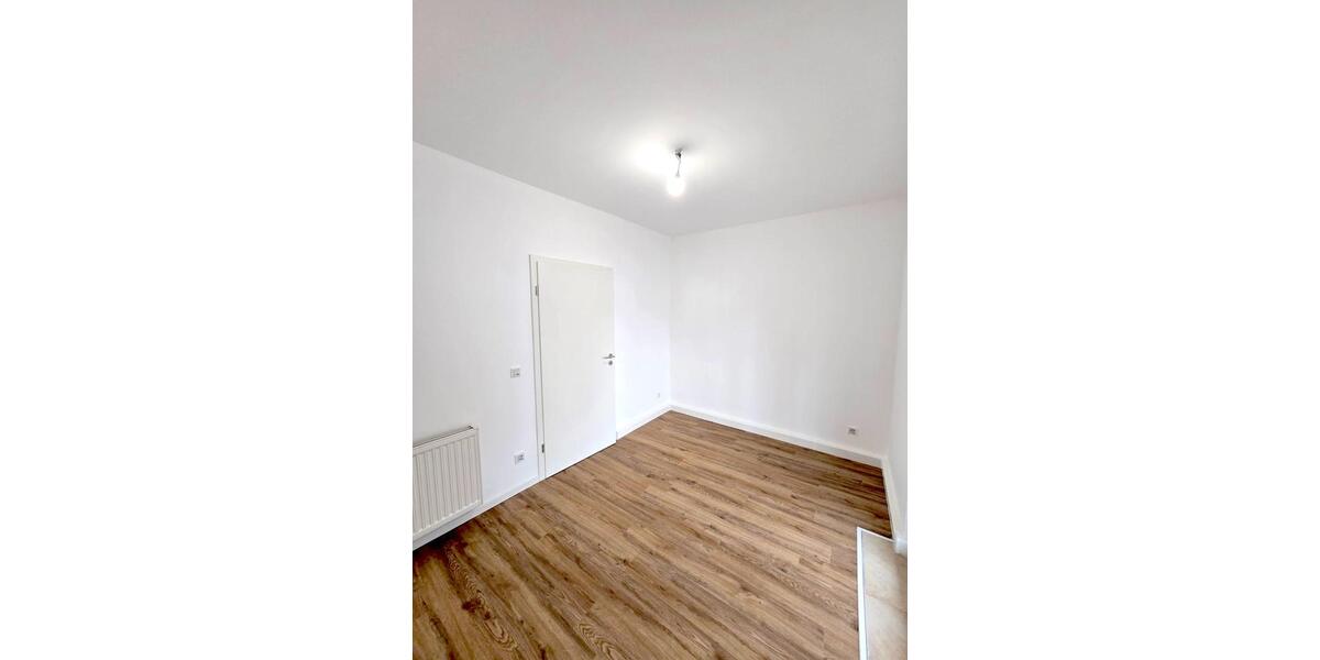 Etagenwohnung Krefeld - 2 Zimmer, 68 m&sup2;, 730&euro; | Angebot:25875949