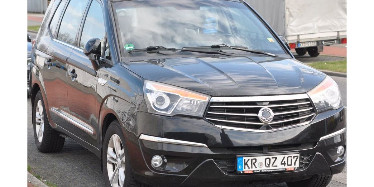 SsangYong Rodius 85.000 km 15.000 &euro; Krefeld 47803