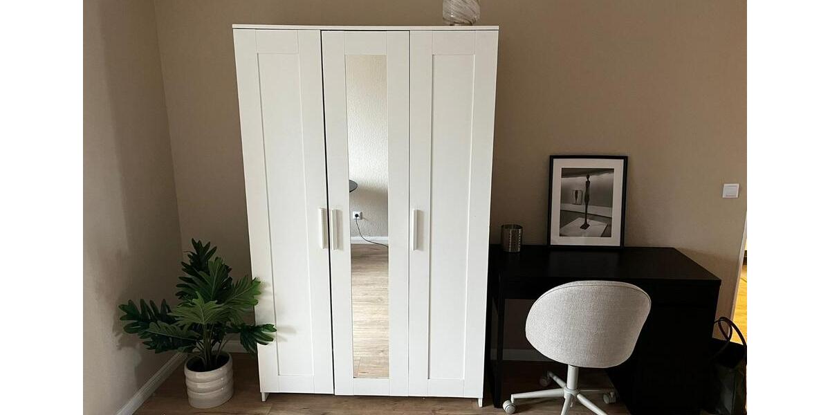 Etagenwohnung Düsseldorf Lörick - 1 Zimmer, 27 m&sup2;, 900&euro; | Angebot:25963999