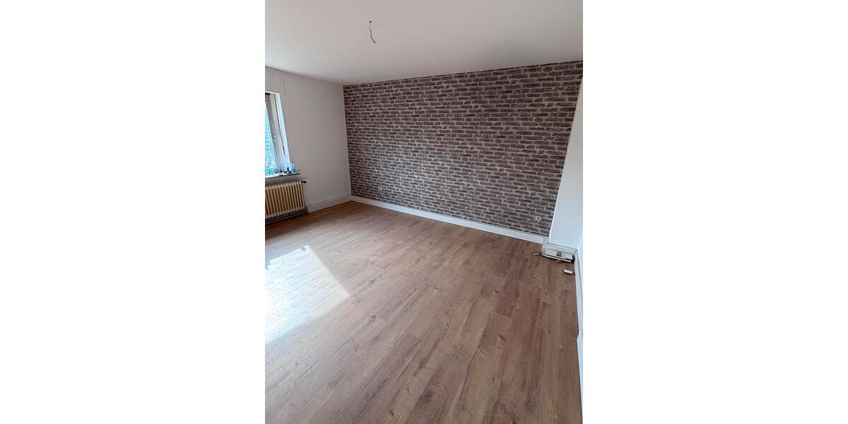Etagenwohnung Mönchengladbach Nord - 3 Zimmer, 90 m&sup2;, 1.250&euro; | Angebot:25891406