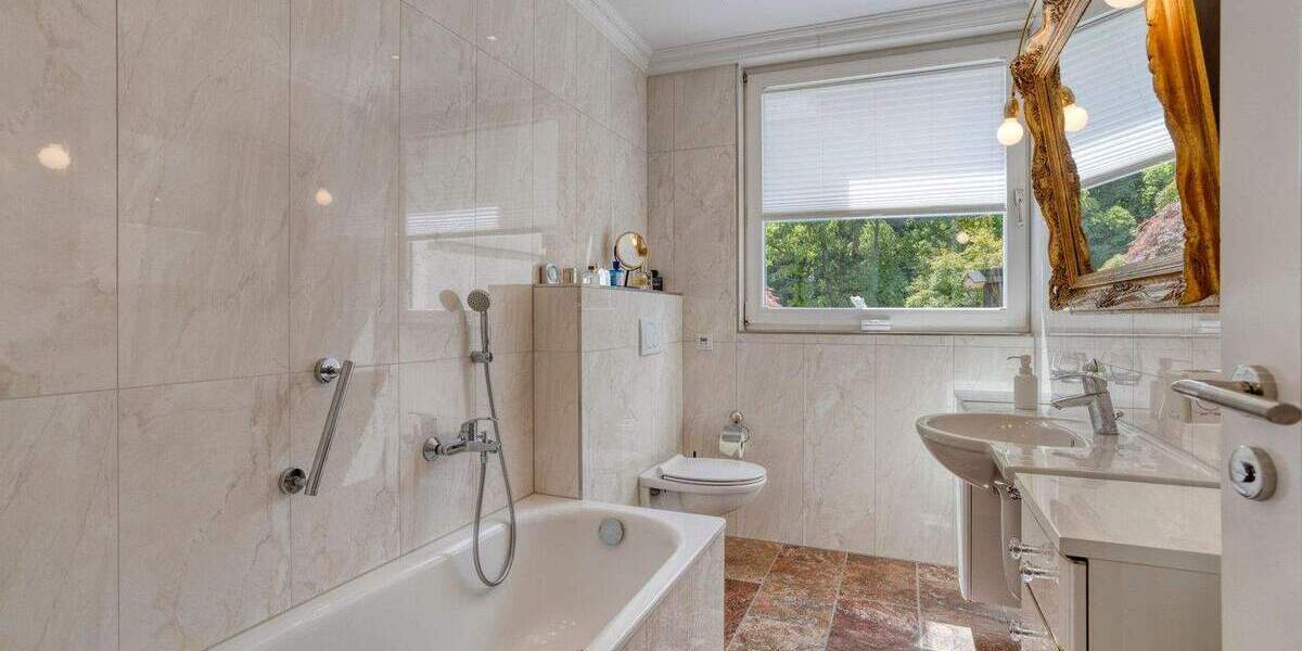 Einfamilienhaus Erkrath / Hochdahl Hochdahl - 4 Zimmer, 161 m&sup2;, 679.000&euro; | Angebot:25738232