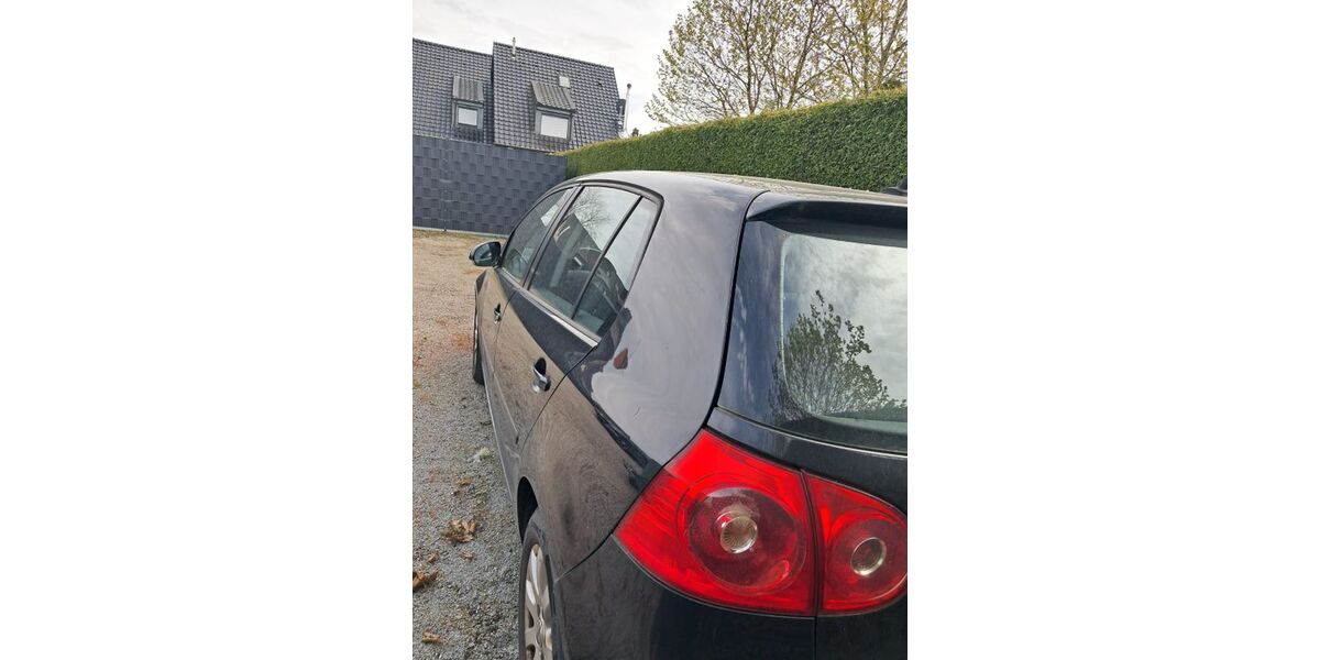 VW Golf 240.000 km 1.300 &euro; Nettetal 41334