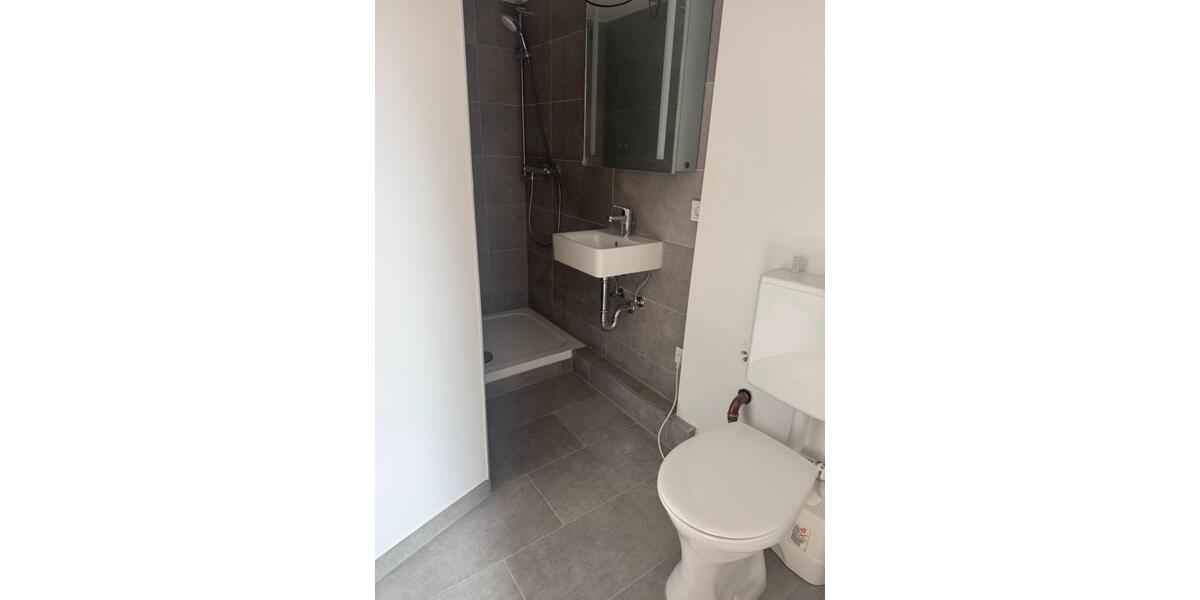 Etagenwohnung Mönchengladbach - 2 Zimmer, 30 m&sup2;, 720&euro; | Angebot:25718225