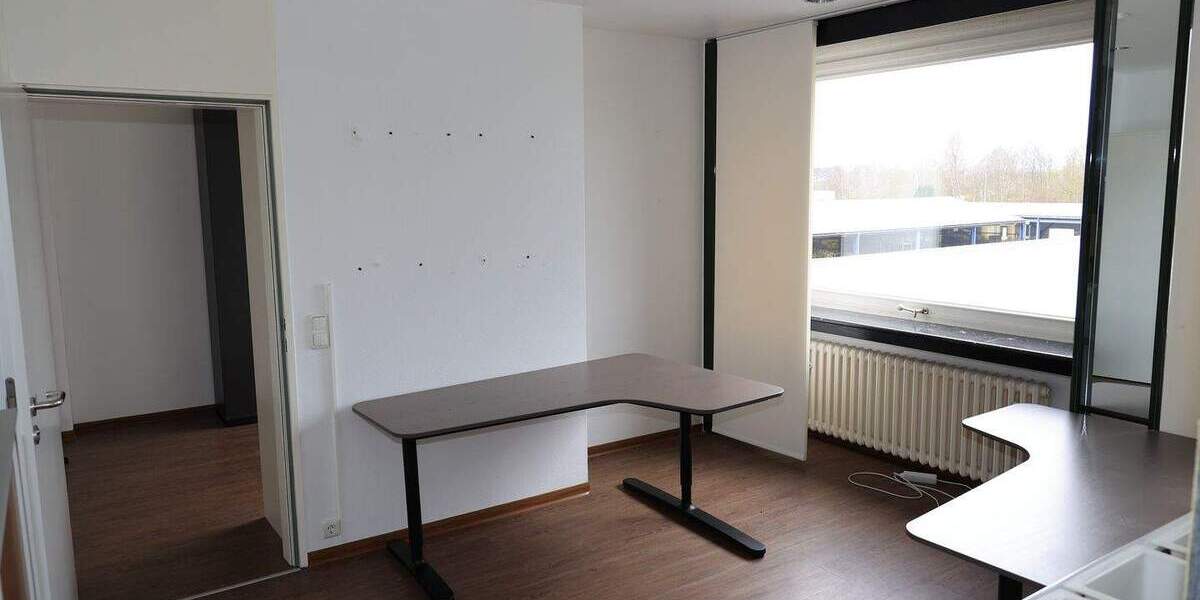 Gewerbeobjekt Duisburg Wanheim-Angerhausen - 6 Zimmer, 203 m&sup2;, 1.712&euro; | Angebot:25663827