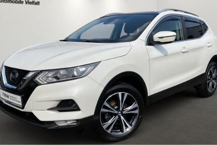 Nissan Qashqai 45.500 km 16.390 &euro; Krefeld 47805