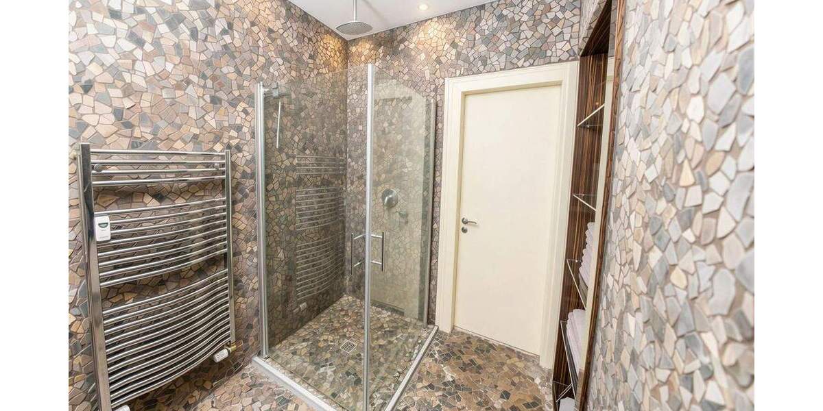 Etagenwohnung Düsseldorf Golzheim - 2 Zimmer, 75 m&sup2;, 445.000&euro; | Angebot:25774725