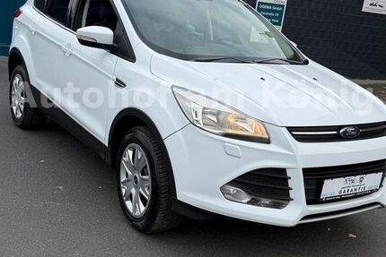 Ford Kuga 148.000 km 7.350 &euro; Mönchengladbach 41068