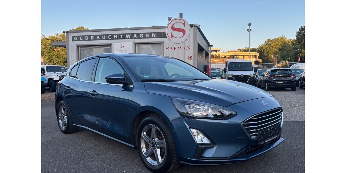 Ford Focus 49.500 km 11.990 &euro; Mönchengladbach 41063