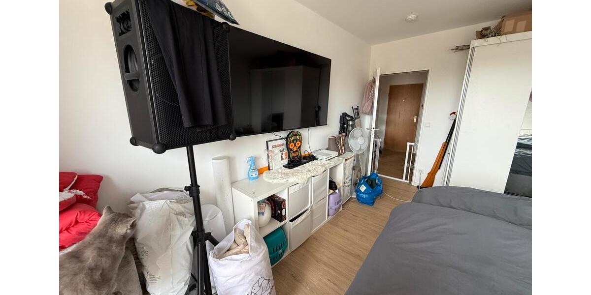 Etagenwohnung Neuss Gnadental - 2 Zimmer, 50 m&sup2;, 900&euro; | Angebot:26020375