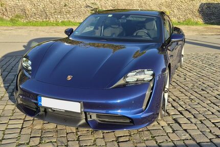 Porsche Taycan 89.500 km 79.490 &euro; Düsseldorf 40212