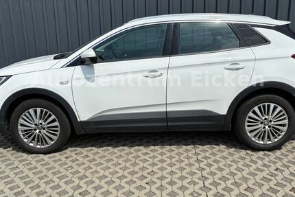 Opel Grandland (X) 149.000 km 9.990 &euro; Schwalmtal 41366