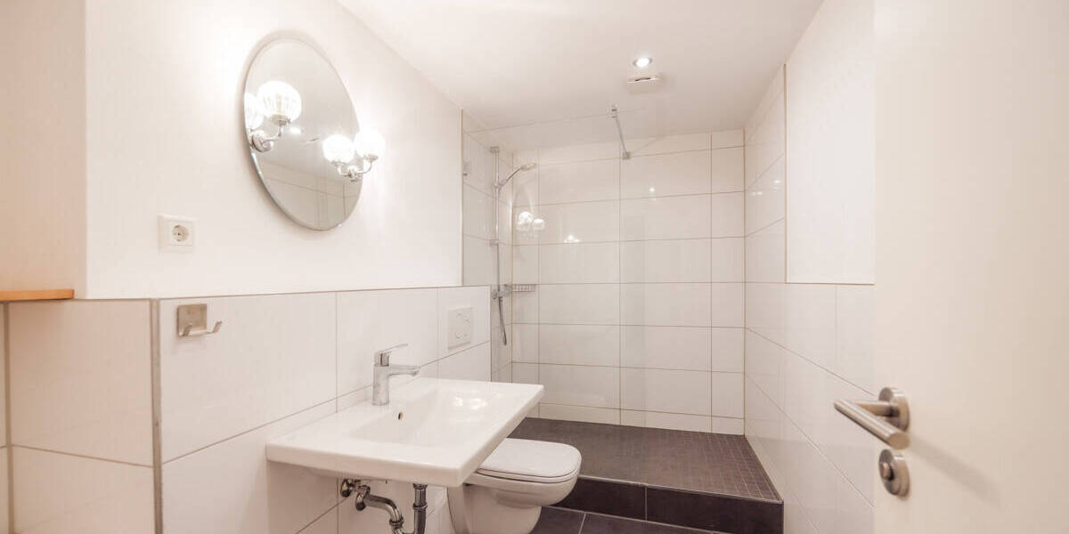 Einfamilienhaus Krefeld / Fischeln Fischeln - 7 Zimmer, 190 m&sup2;, 650.000&euro; | Angebot:25738813