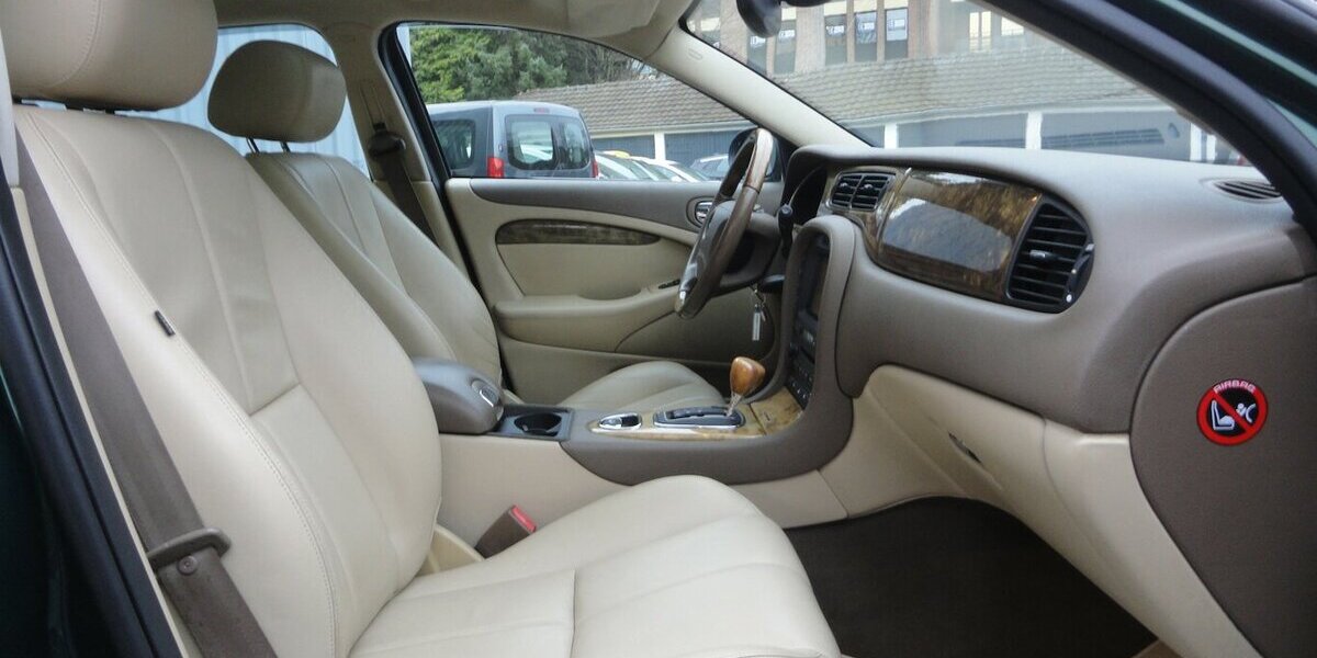 Jaguar S-Type 3.0 V6 Executive Autom Leder Navi Xenon 114.000 km 9.990 &euro; Neuss 41462