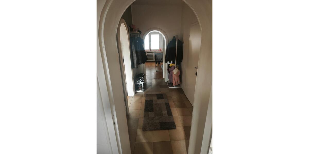 Etagenwohnung Mönchengladbach - 3 Zimmer, 110 m&sup2;, 1.100&euro; | Angebot:26019133