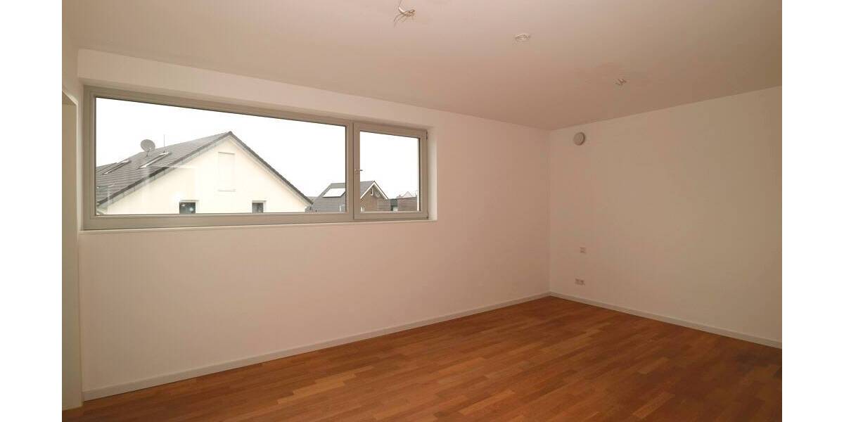 Einfamilienhaus Dormagen Delhoven - 6 Zimmer, 207 m&sup2;, 2.400&euro; | Angebot:26695298