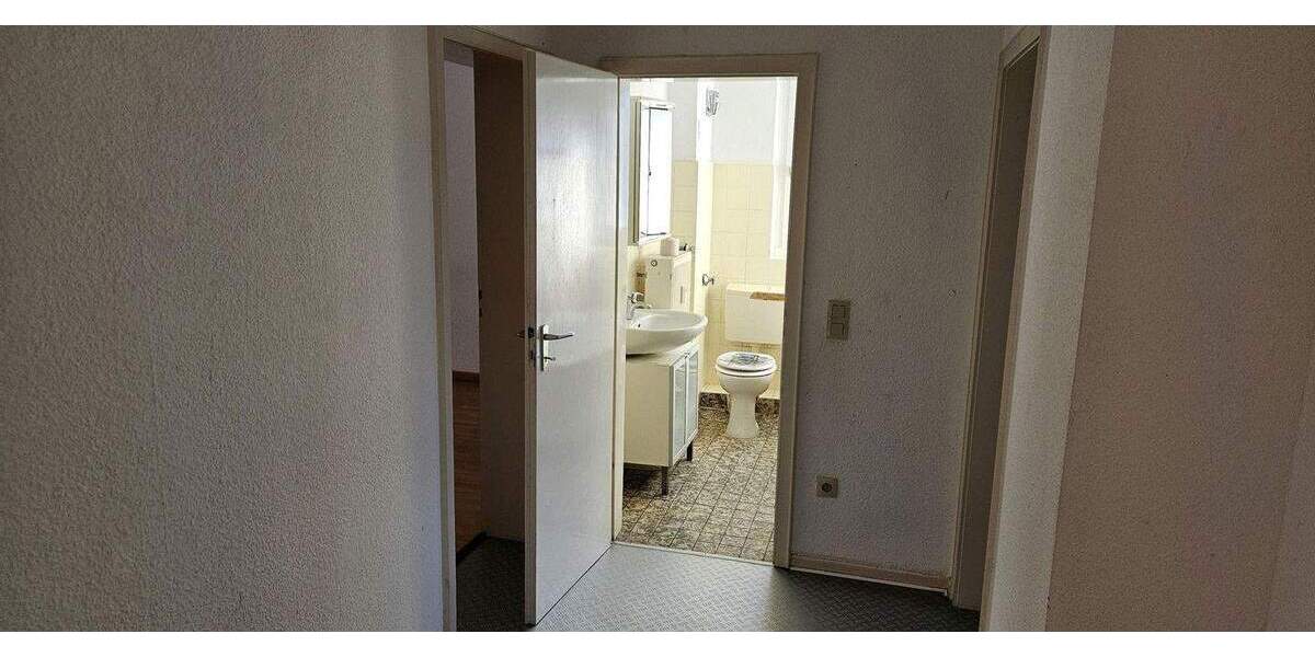 Etagenwohnung Düsseldorf Wersten - 3 Zimmer, 73 m&sup2;, 249.000&euro; | Angebot:25735204