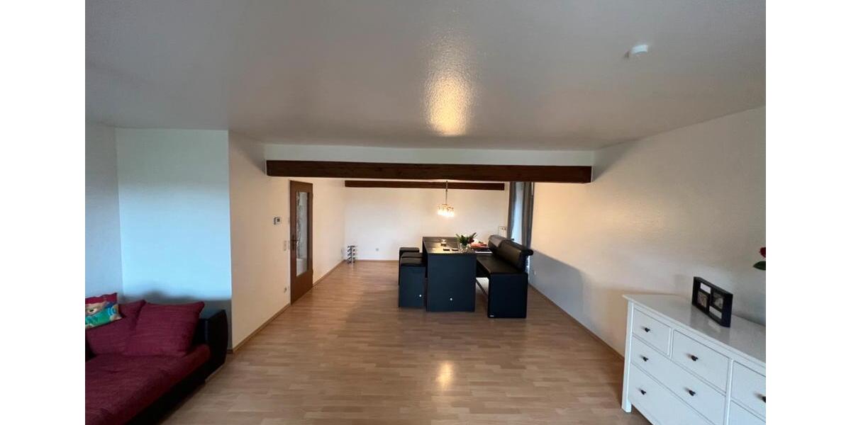 Etagenwohnung Wegberg - 5 Zimmer, 178 m&sup2;, 1.450&euro; | Angebot:24331848