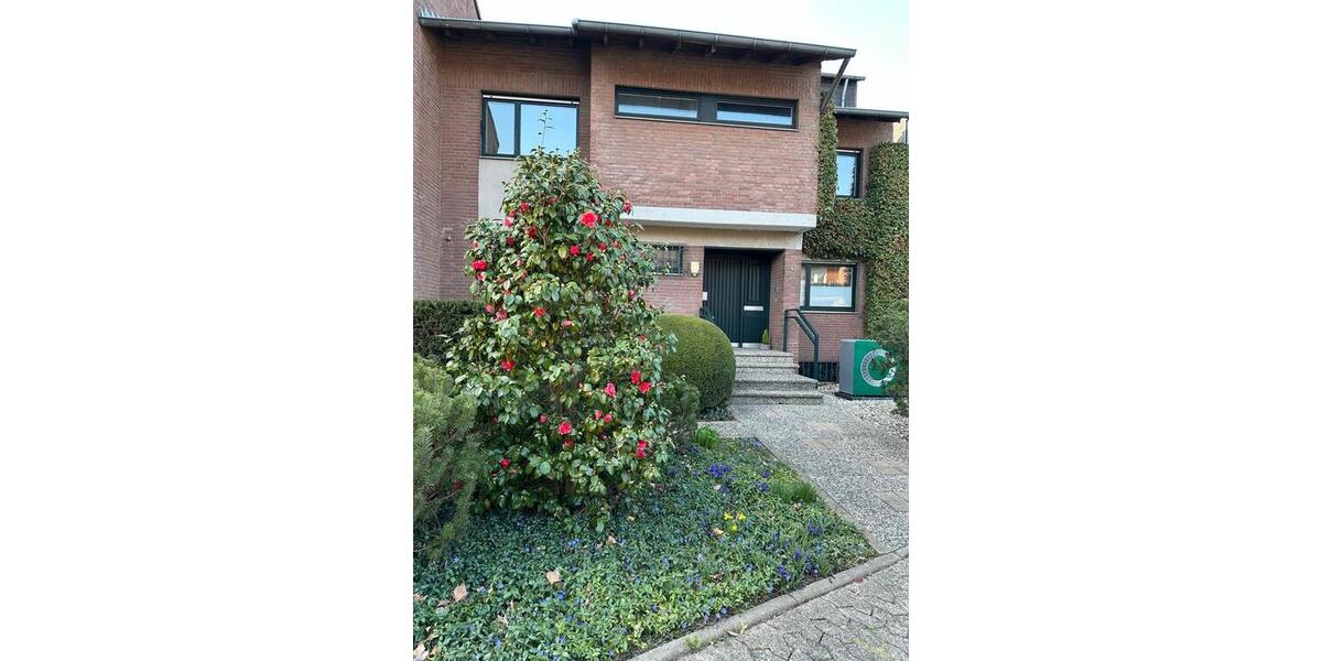 Reihenhaus Krefeld Fischeln - 6 Zimmer, 155 m&sup2;, 495.000&euro; | Angebot:26050992