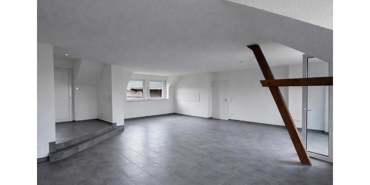 Etagenwohnung Erkelenz - 3 Zimmer, 117 m&sup2;, 1.665&euro; | Angebot:25646304