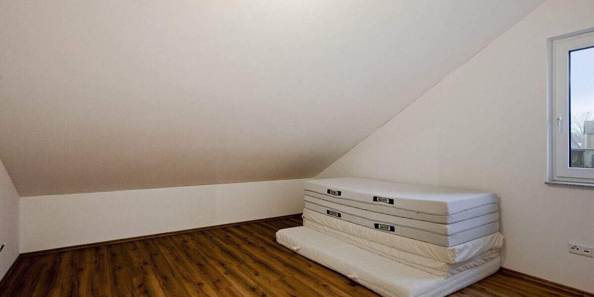 Mehrfamilienhaus, Wohnhaus Erkelenz Holzweiler - 7 Zimmer, 201 m&sup2;, 695.000&euro; | Angebot:25746555