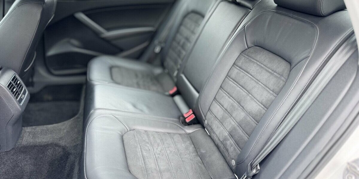 VW Passat 2,0 TDI Highline / Leder / SHD / Keyless 228.000 km 11.390 &euro; Mönchengladbach 41066