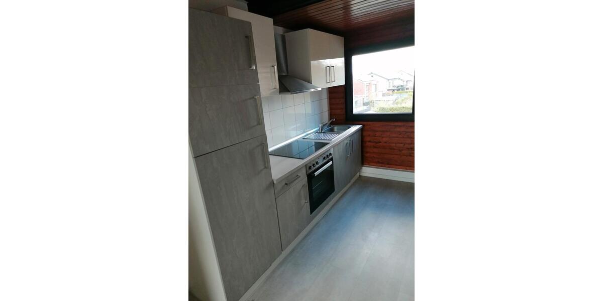 Dachgeschoßwohnung Mönchengladbach Ost - 2 Zimmer, 40 m&sup2;, 310&euro; | Angebot:26040971