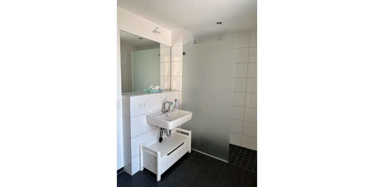 Etagenwohnung Krefeld Cracau - 2 Zimmer, 70 m&sup2;, 770&euro; | Angebot:26688518