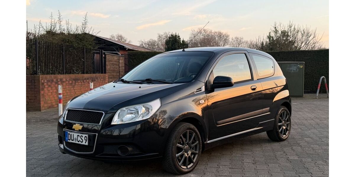 Chevrolet Aveo 178.500 km 2.000 &euro; Duisburg 47179