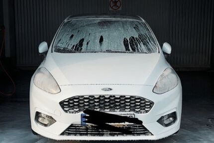 Ford Fiesta 95.000 km 7.100 &euro; Krefeld 47829