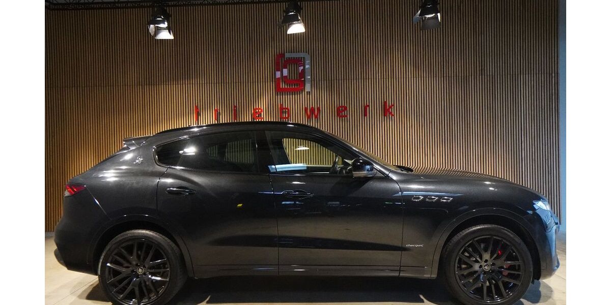 Maserati Levante 57.800 km 55.941 &euro; Duisburg 47228