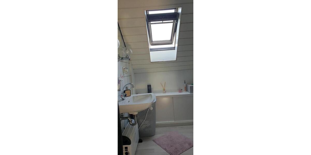 Dachgeschoßwohnung Viersen - 2 Zimmer, 40 m&sup2;, 614&euro; | Angebot:26681772