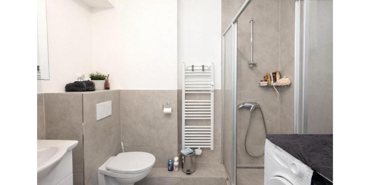 Hochparterre Düsseldorf Derendorf - 1.5 Zimmer, 37 m&sup2;, 940&euro; | Angebot:26038702