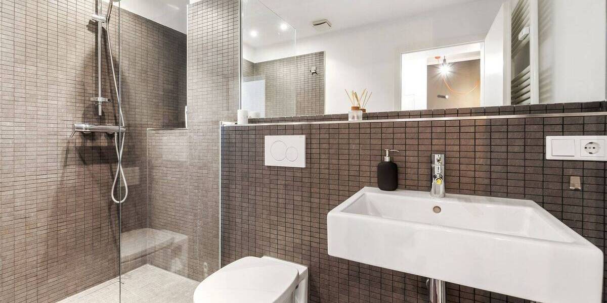 Etagenwohnung Düsseldorf Oberkassel - 3 Zimmer, 106 m&sup2;, 635.000&euro; | Angebot:26930034