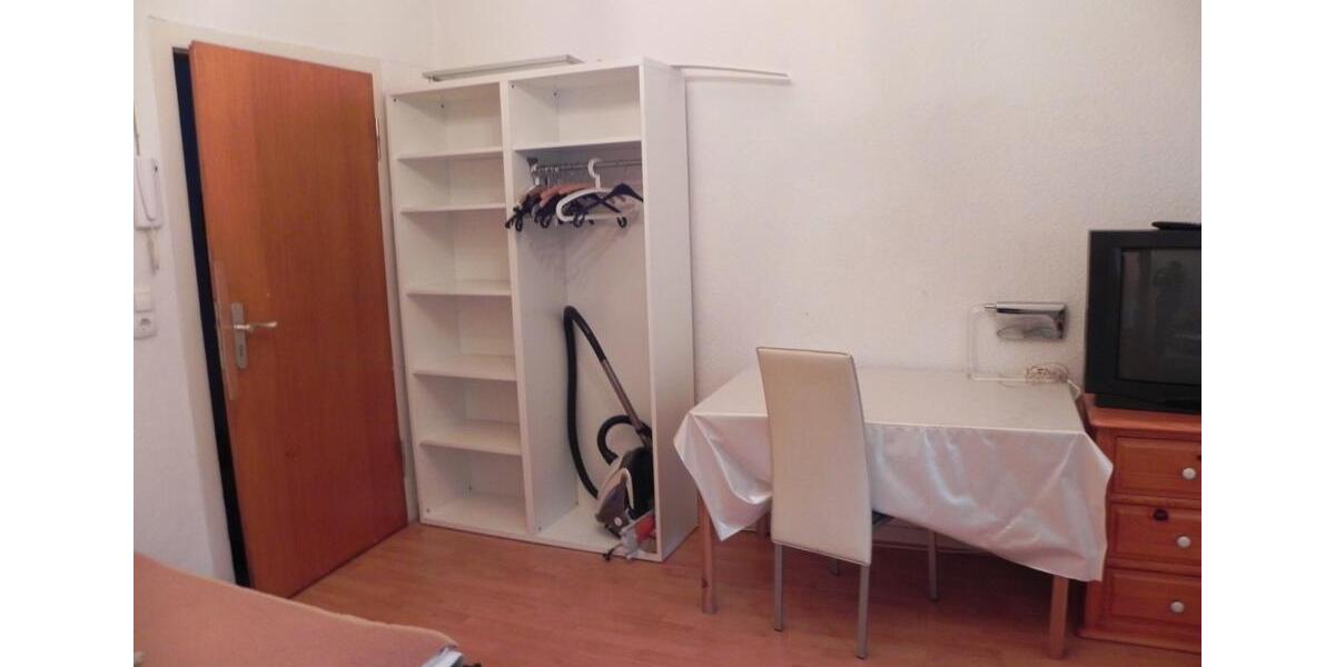 Etagenwohnung Krefeld - 1.5 Zimmer, 30 m&sup2;, 530&euro; | Angebot:26022972