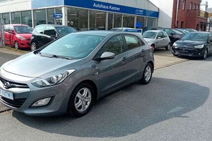 Hyundai i30 75.650 km 7.950 &euro; Duisburg 47269