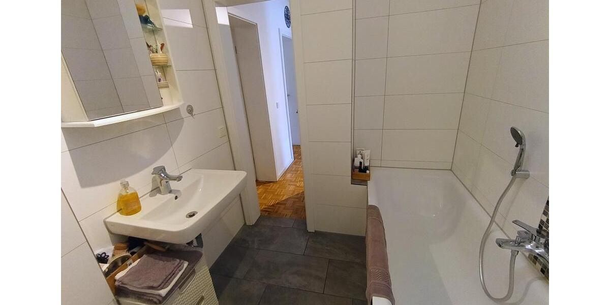 Etagenwohnung Duisburg Duisburg-Mitte - 3 Zimmer, 78 m&sup2;, 174.000&euro; | Angebot:25945496