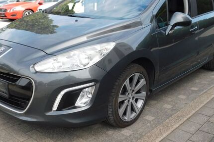 Peugeot 308 335.799 km 1.999 &euro; Mülheim 45473