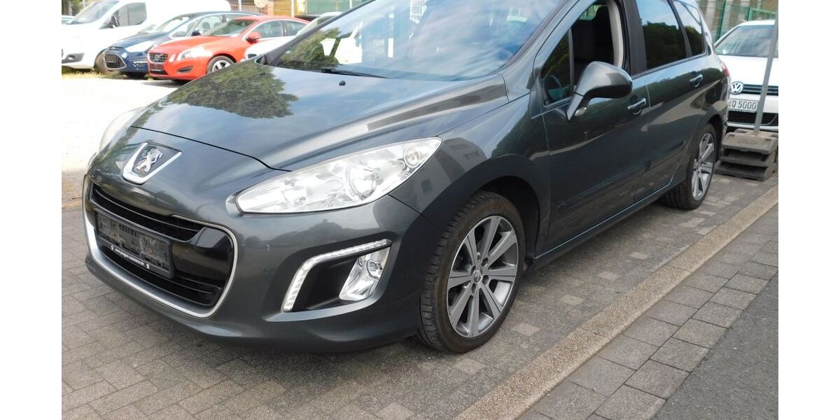 Peugeot 308 335.799 km 1.999 &euro; Mülheim 45473