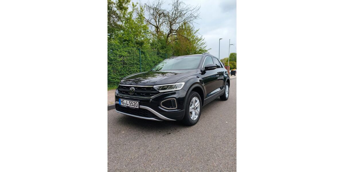 VW T-Roc 54.277 km 23.990 &euro; Mönchengladbach 41179