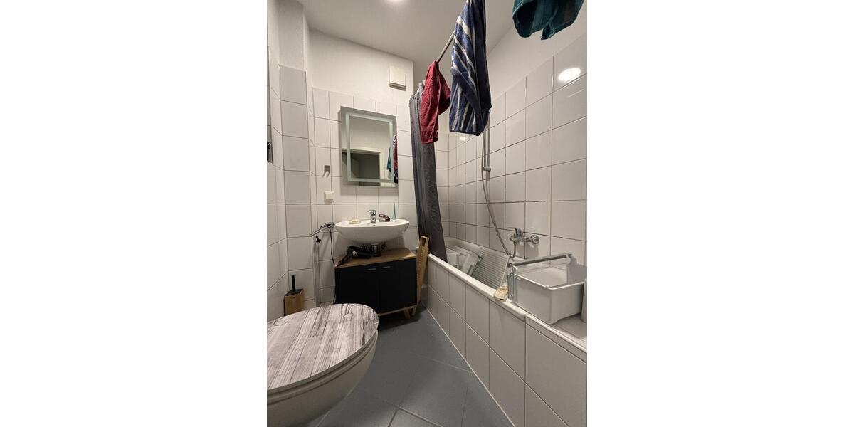 Etagenwohnung Moers Rheinkamp - 2.5 Zimmer, 52 m&sup2;, 409&euro; | Angebot:26486351