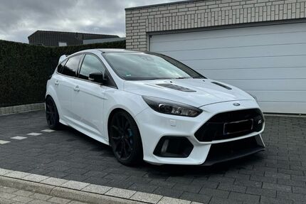 Ford Focus 68.000 km 30.000 &euro; Erkelenz 41812